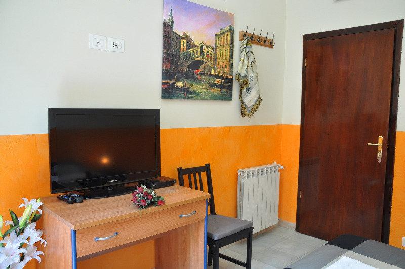 Отель Friend House Рим Экстерьер фото